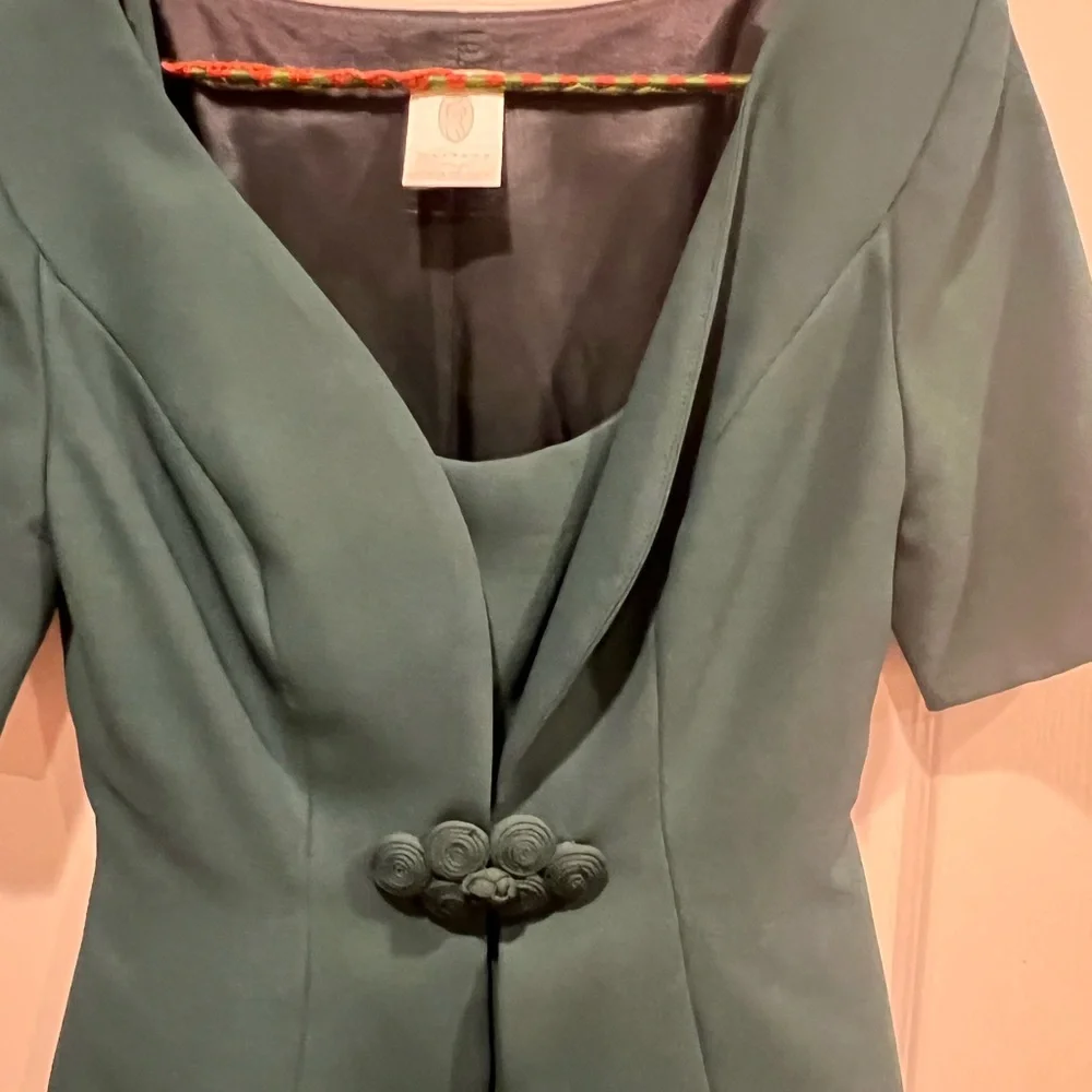 Watters and watters 2 piece floor length formal gown - Picture 2 of 8